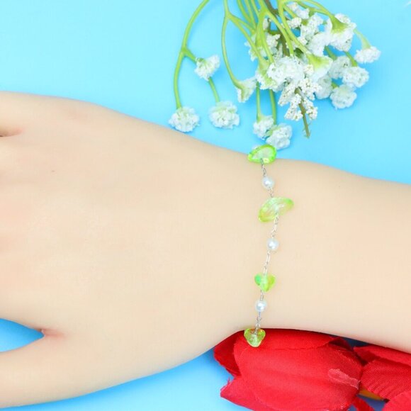 Chic & Stylish Bracelet – A Thoughtful Gift for Women and Girls, DYC1416 - Picture 7 of 8